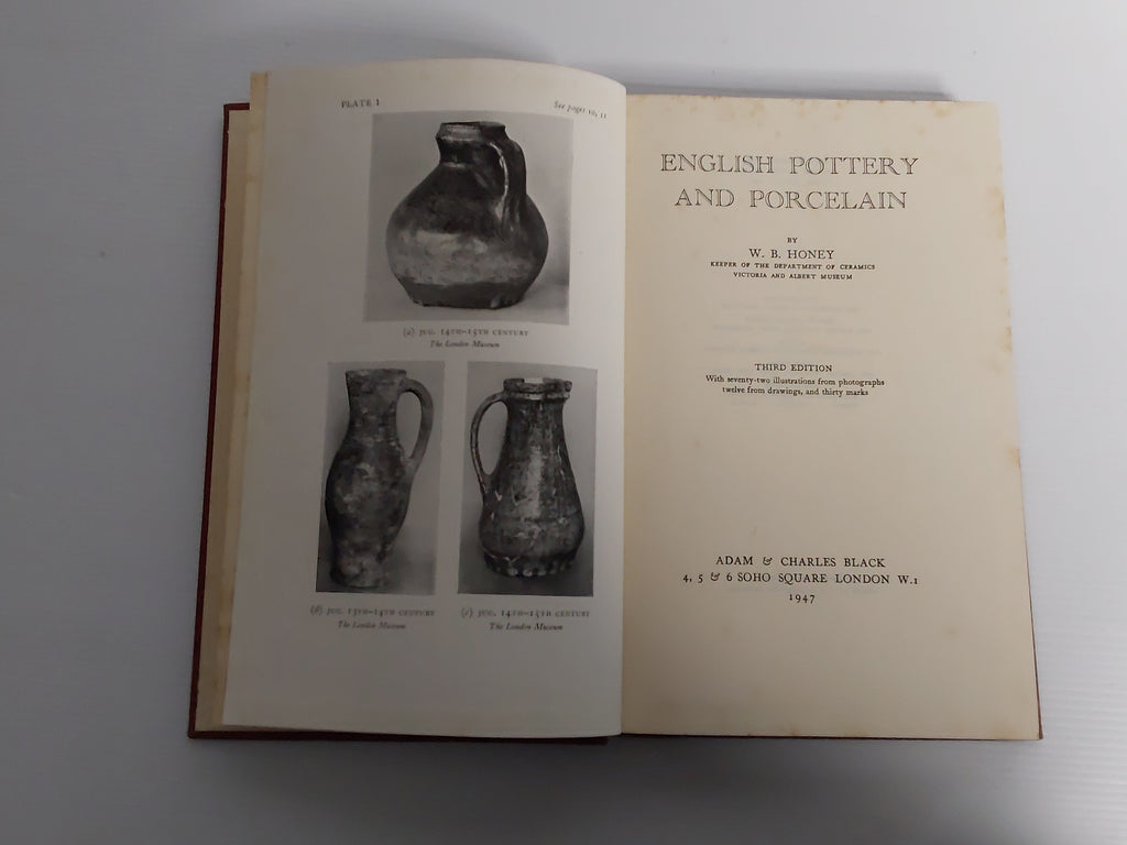 English Pottery and Porcelain - W.B.Honey