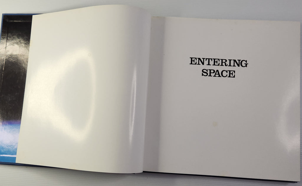 Entering Space; An Astronaut's Odyssey - Joseph P. Allen & Russell Martin