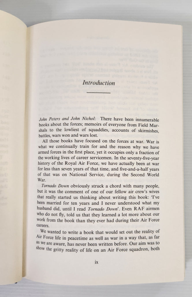 Team Tornado: Life on a Front-Line Squadron - RAF Flight Lieutenants John Peters & John Nichol