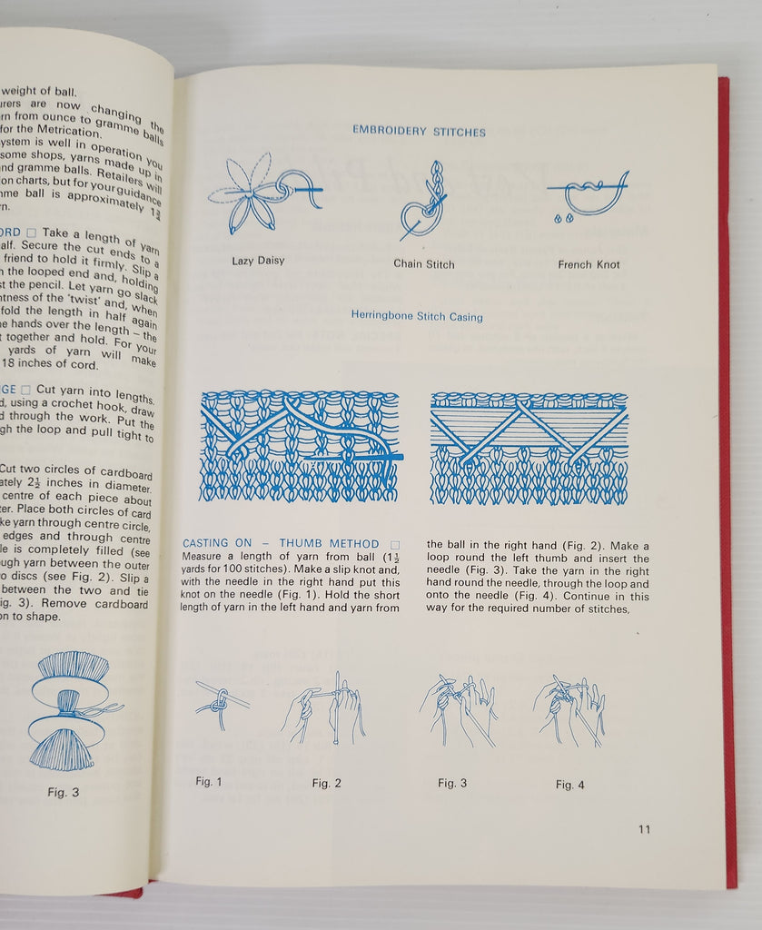 The Big Book of Baby Knitting: More than 100 Patterns from Birth to School - Mary Healey