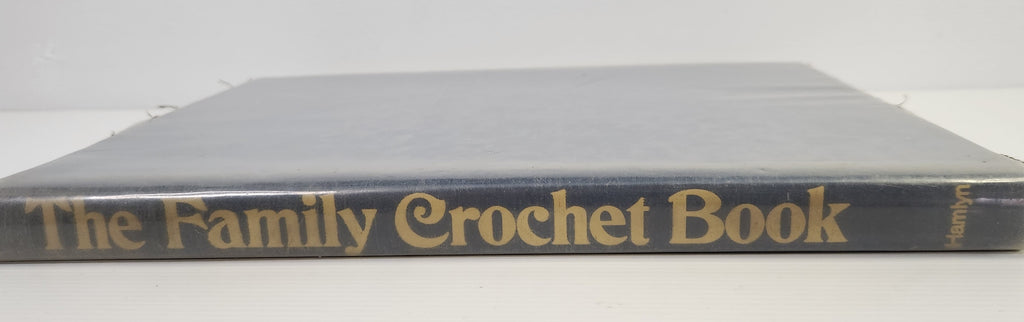 The Family Crochet Book - Hamlyn Publications