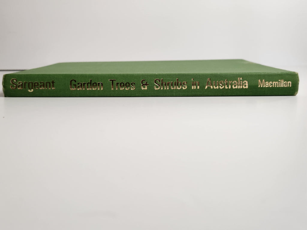 Garden trees and shrubs in Australia - Harold Sargeant