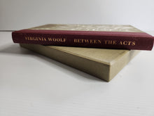 Between the Acts - Virginia Woolf