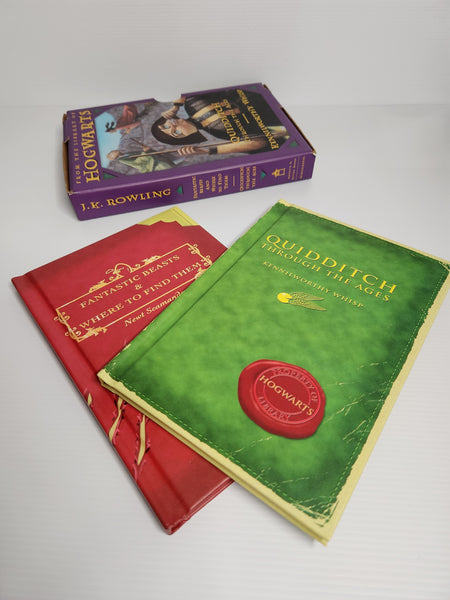 Box set of 2 Harry Potter Books; Quidditch Through the Ages/Fantastic Beasts - J.K. Rowling