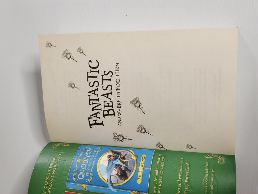 Harry Potter Schoolbooks Fantastic Beasts and Where to Find Them / by Rowling J. K.